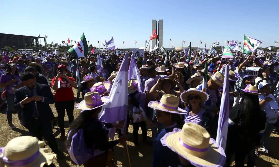Marcha das Margaridas em Brasília: Um Grito de Resistência das Mulheres do Campo